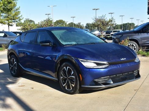Used 2024 Kia EV6 Wind image 3