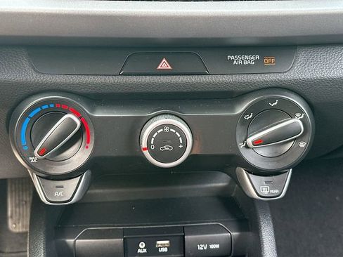 Used 2018 Kia Rio S FWD image 16