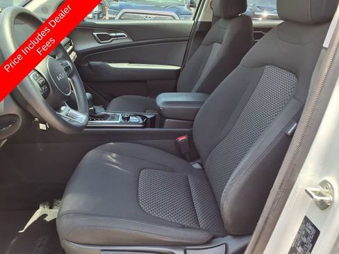 Used 2024 Kia Sportage LX FWD image 22