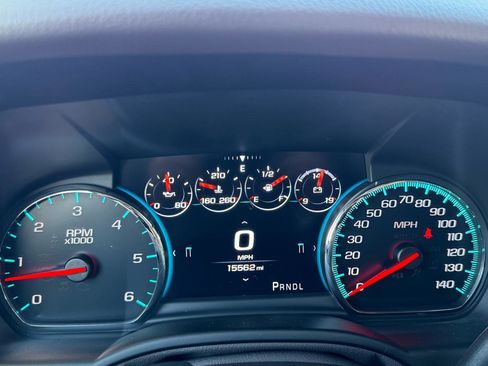 Used 2019 GMC Yukon Denali w/ Open Road Package AWD/4WD image 10