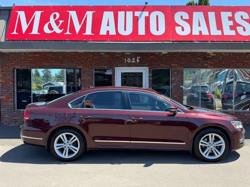 Used 2014 Volkswagen Passat TDI SEL Premium FWD image 2