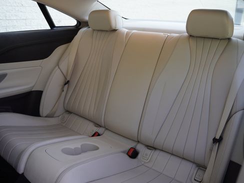 Used 2019 Mercedes-Benz E 450 4MATIC Coupe image 10