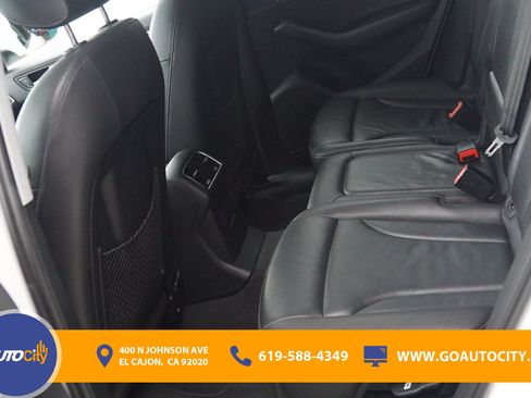 Used 2015 Audi Q5 2.0T Premium image 16