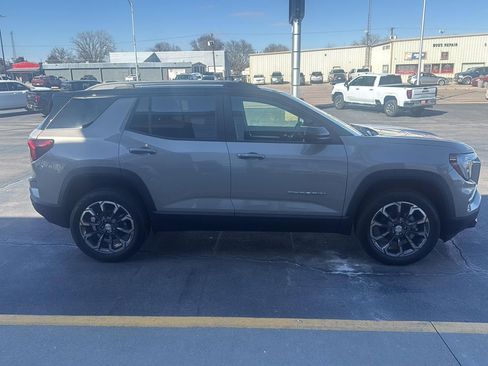 New 2026 GMC Terrain Elevation w/ Elevation Premium Package AWD/4WD image 6