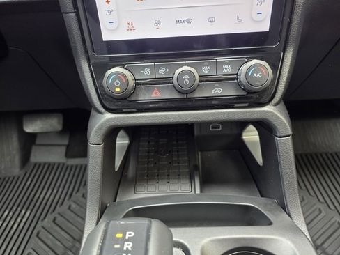 Used 2024 Ford Ranger Lariat w/ FX4 Off-Road Package image 34