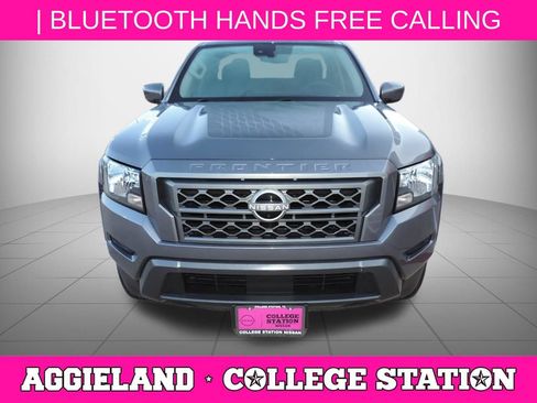 Certified 2023 Nissan Frontier SV w/ Graphics Package RWD image 9