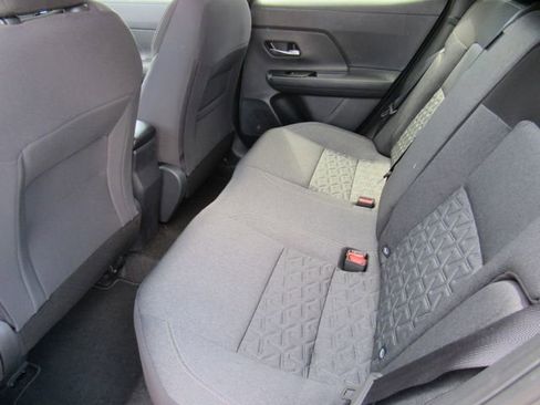Certified 2025 Nissan Kicks SV FWD image 15