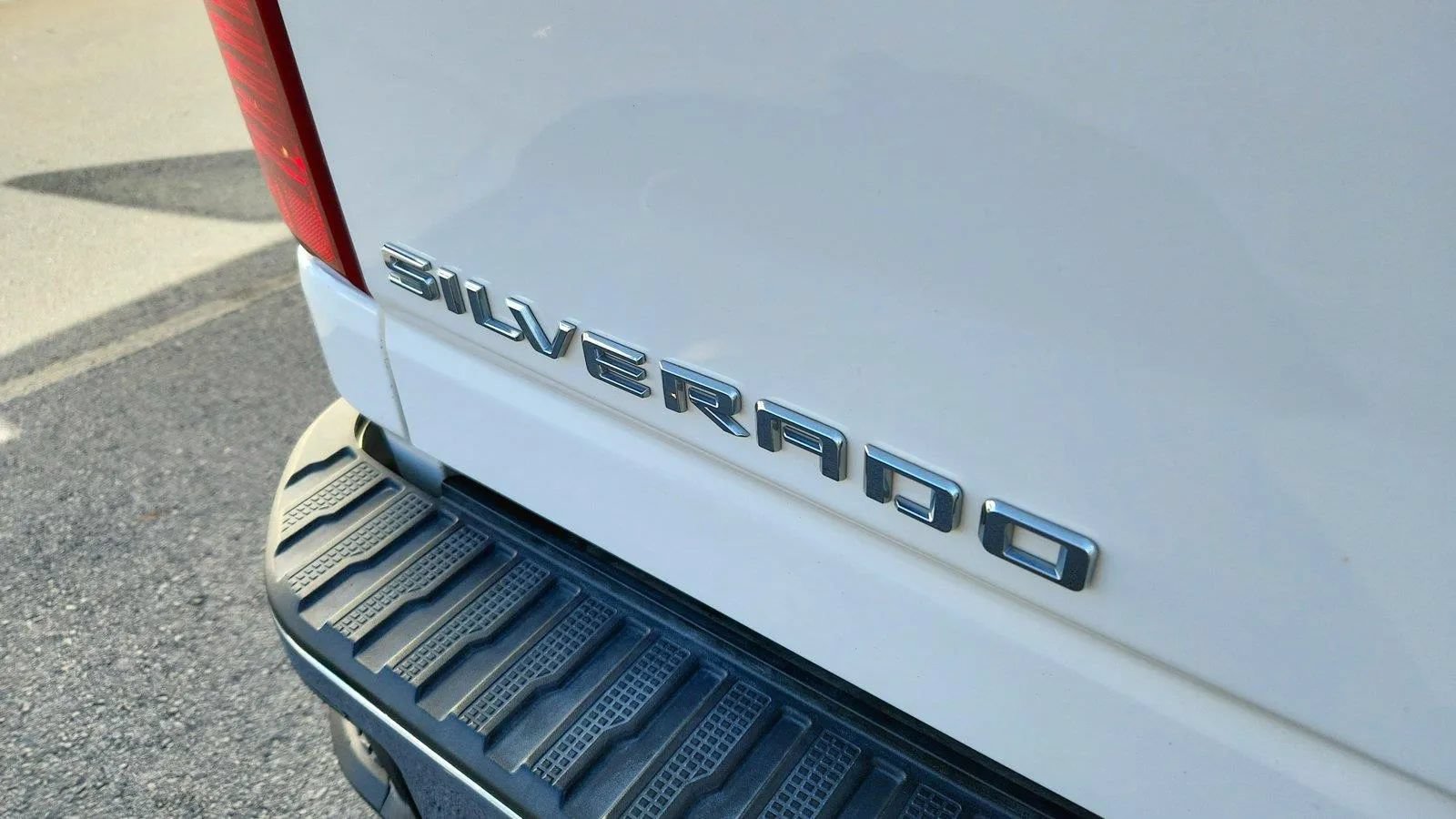 Used 2023 Chevrolet Silverado 2500 LT w/ Convenience Package AWD/4WD image 33