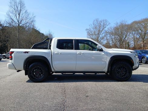 Used 2022 Nissan Frontier PRO-4X w/ Pro-4X Premium Package image 5