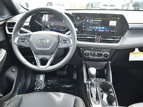 New 2025 Chevrolet TrailBlazer ACTIV w/ Convenience Package image 9