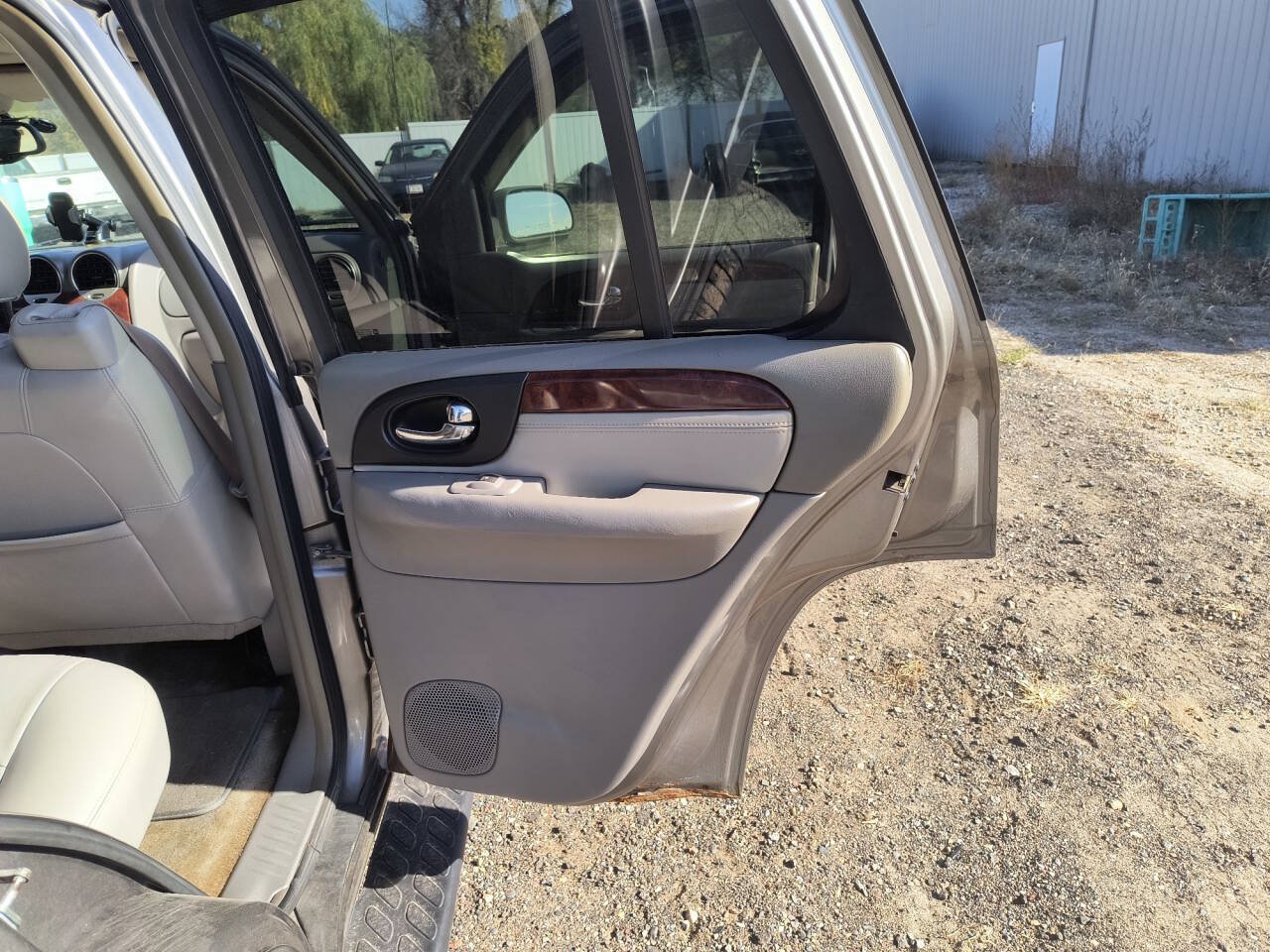Used 2006 GMC Envoy SLT AWD/4WD image 26