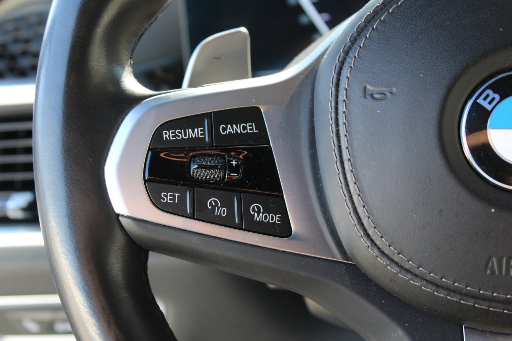 Used 2024 BMW X7 xDrive40i w/ M Sport Package AWD/4WD image 31