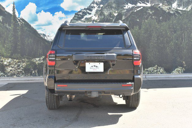 Certified 2025 Toyota 4Runner SR5 AWD/4WD image 10
