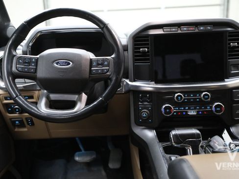 Used 2022 Ford F150 Lariat w/ Equipment Group 502A High AWD/4WD image 8