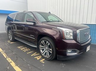 Used 2017 GMC Yukon XL Denali w/ Open Road Package AWD/4WD video 1