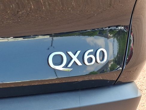 Certified 2025 INFINITI QX60 Luxe AWD/4WD image 33
