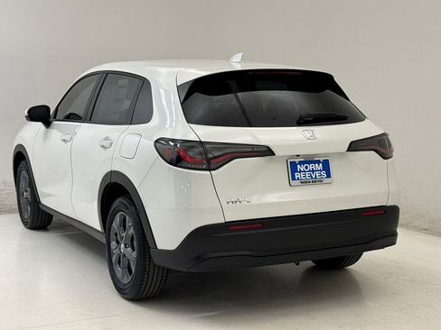 New 2026 Honda HR-V LX image 6