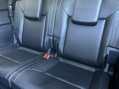 Used 2018 Volkswagen Atlas SE AWD/4WD image 15