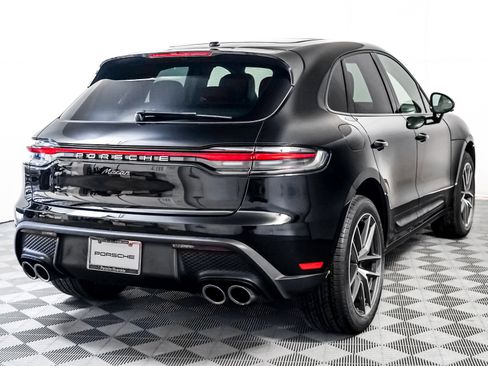 Certified 2025 Porsche Macan image 10