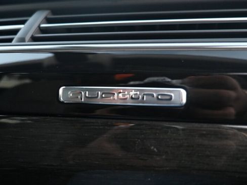 Used 2018 Audi Q7 3.0T Prestige w/ Prestige Package image 76