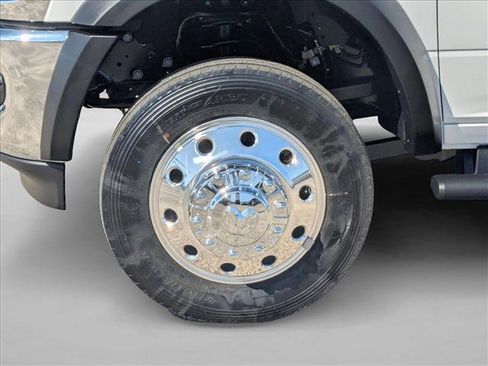 New 2026 RAM 5500 Tradesman w/ Chrome Appearance Group AWD/4WD image 10