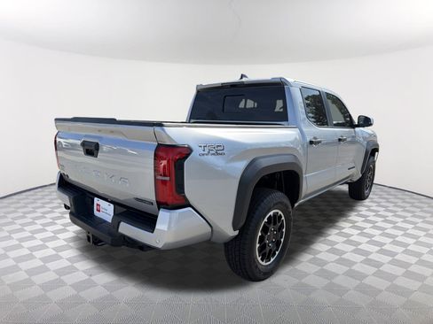 Certified 2024 Toyota Tacoma TRD Off-Road w/ TRD Off Road Upgrade Package image 17
