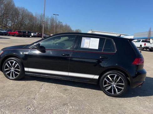 Used 2015 Volkswagen Golf S image 6