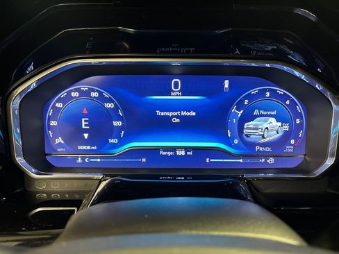 Used 2023 Chevrolet Silverado 1500 LT image 33