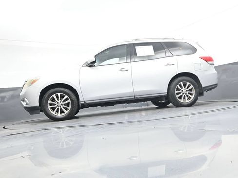 Used 2013 Nissan Pathfinder SV w/ Trailer Tow Pkg AWD/4WD image 47