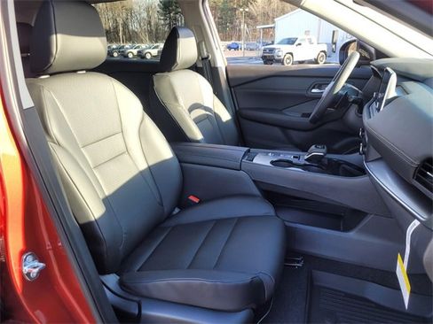 New 2026 Nissan Rogue SV image 9