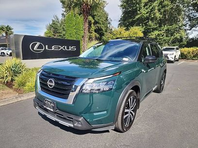 Used 2023 Nissan Pathfinder Platinum w/ Lighting Package (N92)