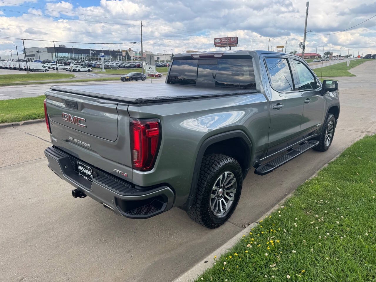 Used 2020 GMC Sierra 1500 AT4 w/ AT4 Premium Package AWD/4WD image 5