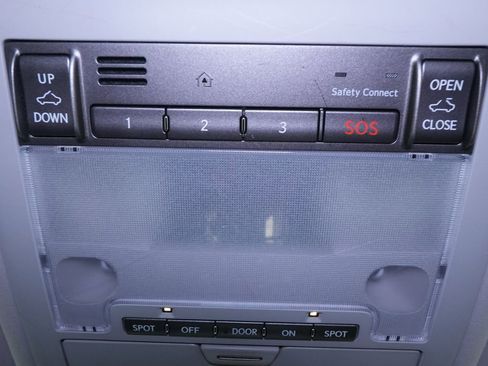 Used 2011 Lexus LS 460 AWD w/ Luxury Value Edition image 46