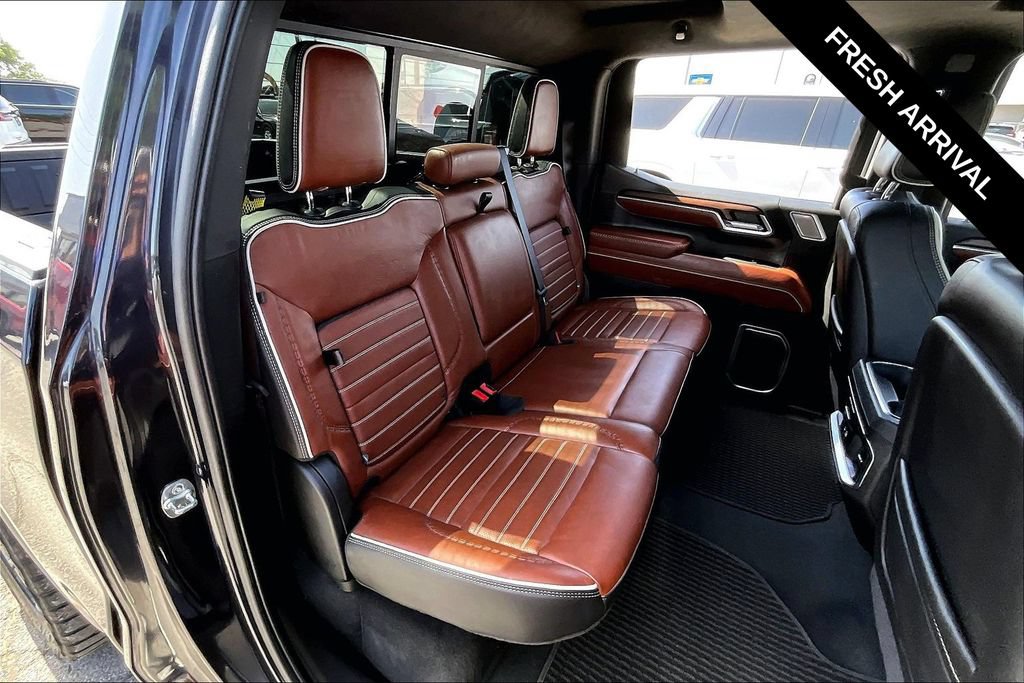 Used 2025 GMC Sierra 1500 Denali Ultimate AWD/4WD image 26