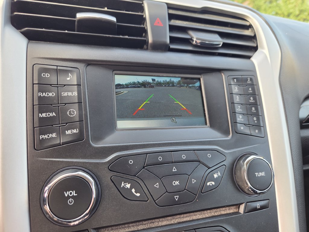Used 2015 Ford Fusion SE w/ Equipment Group 201A AWD/4WD image 19