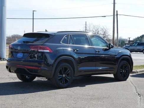 Certified 2023 Volkswagen Atlas Cross Sport SEL R-Line image 7