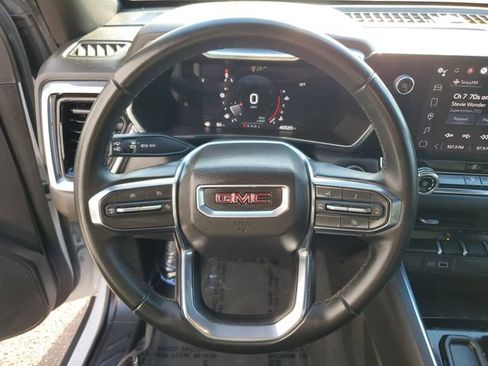 Used 2023 GMC Canyon Elevation image 19