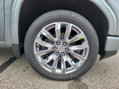 Used 2024 GMC Sierra 1500 Denali w/ Denali Reserve Package AWD/4WD image 6