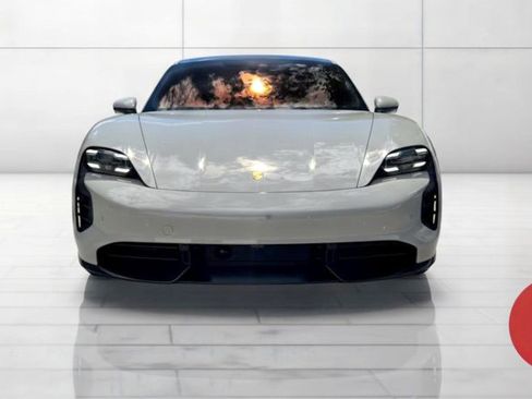 Used 2023 Porsche Taycan GTS image 6