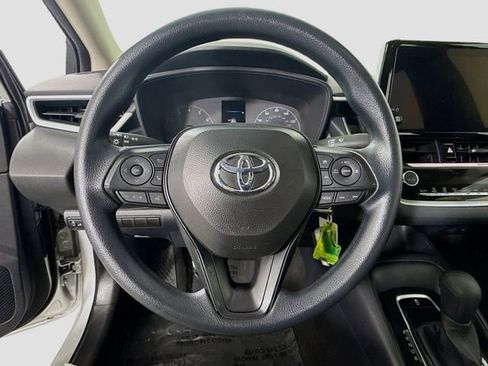 Certified 2025 Toyota Corolla LE image 11