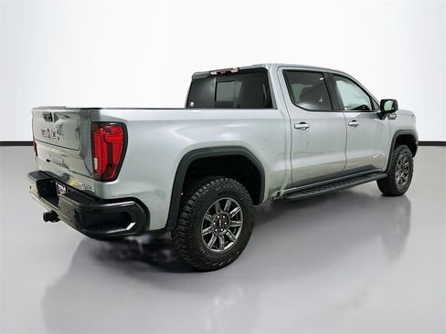 Used 2024 GMC Sierra 1500 AT4X image 7