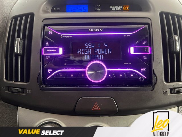 Used 2010 Hyundai Elantra GLS FWD image 16