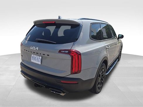 Used 2022 Kia Telluride SX w/ SX Prestige Package AWD/4WD image 13