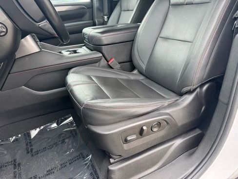 Used 2023 Chevrolet Tahoe RST w/ Luxury Package AWD/4WD image 5
