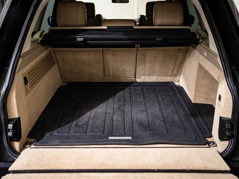 Used 2016 Land Rover Range Rover Supercharged image 18