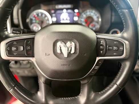 Used 2022 RAM 1500 Laramie AWD/4WD image 17