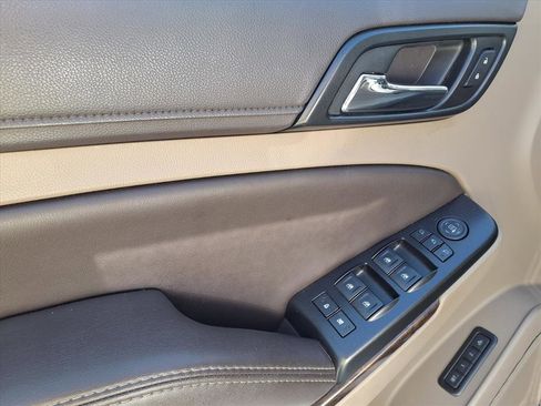 Used 2016 Chevrolet Tahoe LT w/ Luxury Package image 8