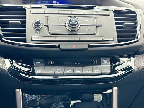 Used 2017 Honda Accord Sport Special Edition image 14