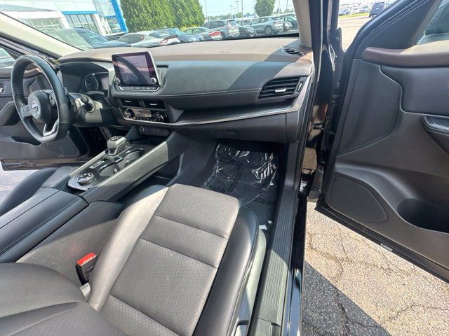 Used 2023 Nissan Rogue SV w/ SV Premium B Package AWD/4WD image 15