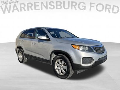 Used 2013 Kia Sorento LX w/ Third Row Pkg